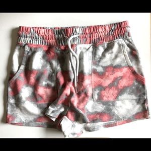 Halston Studio Drawstring Shorts brand new 💖
